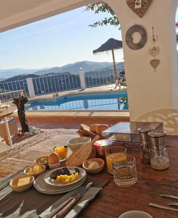 Bed and Breakfast Casa La Quinta Риогордо Экстерьер фото